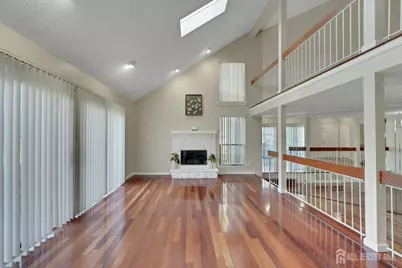 148 Linda Lane, Edison, NJ 08820 - Photo 5