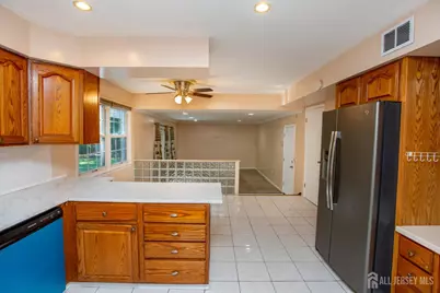 14 Woodmere Rd Road, North Brunswick Township, NJ 08902 - Photo 35
