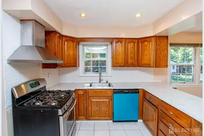 14 Woodmere Rd Road, North Brunswick Township, NJ 08902 - Photo 33