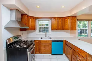14 Woodmere Rd Rd, North Brunswick Township, NJ 08902 - Photo 33