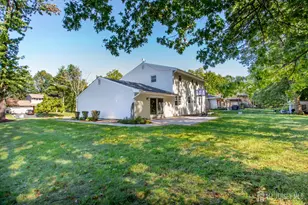 14 Woodmere Rd Rd, North Brunswick Township, NJ 08902 - Photo 91