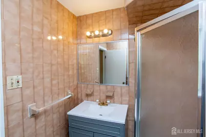 14 Woodmere Rd Road, North Brunswick Township, NJ 08902 - Photo 59