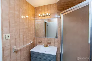 14 Woodmere Rd Rd, North Brunswick Township, NJ 08902 - Photo 59