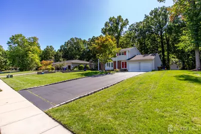 14 Woodmere Rd Road, North Brunswick Township, NJ 08902 - Photo 9
