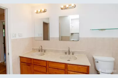 14 Woodmere Rd Road, North Brunswick Township, NJ 08902 - Photo 65