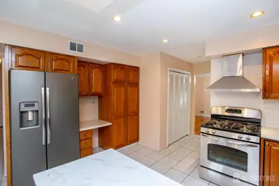 14 Woodmere Rd Road, North Brunswick Township, NJ 08902 - Photo 41