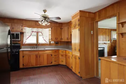 414 S Madison Avenue S, Dunellen, NJ 08812 - Photo 11