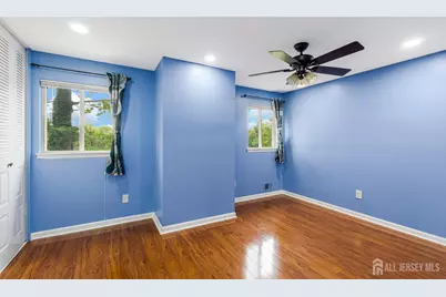 32 Chelsea Way, Bridgewater, NJ 08807 - Photo 11