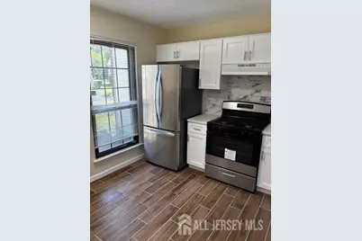 181 Hampshire Court, Piscataway Township, NJ 08854 - Photo 3