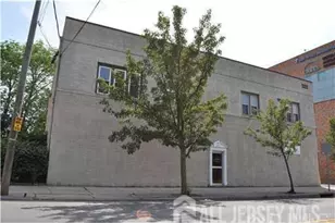 222 Easton Ave, New Brunswick, NJ 08901 - Photo 1