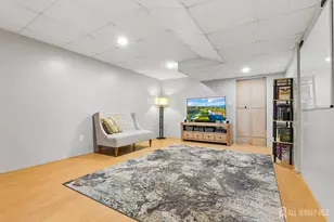 112 Kingsland Cir, South Brunswick Township, NJ 08852 - Photo 15