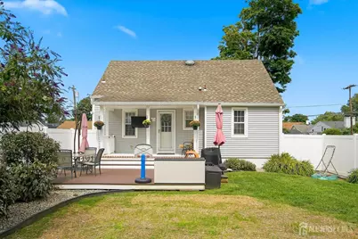 2 Helen Avenue, Freehold Township, NJ 07728 - Photo 5
