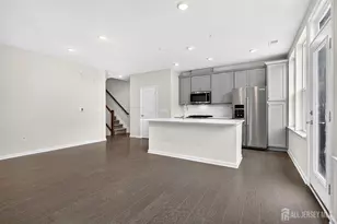 1103 Greenwich Dr, West Windsor Township, NJ 08550 - Photo 7