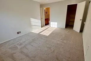 1202 Green Hollow Dr, Iselin, NJ 08830 - Photo 25