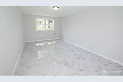 271 College Drive, Edison, NJ 08817 - Photo 7