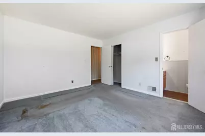 11 Georgetown Road, Sayreville, NJ 08859 - Photo 17