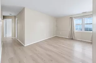 116 Orlando St, Edison, NJ 08817 - Photo 9