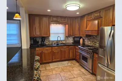 41 Claremont Avenue, Colonia, NJ 07067 - Photo 3