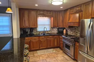 41 Claremont Ave, Colonia, NJ 07067 - Photo 3