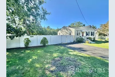 72 Fernhead Avenue, Spotswood, NJ 08884 - Photo 5