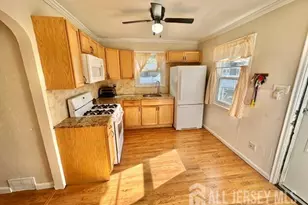 72 Fernhead Ave, Spotswood, NJ 08884 - Photo 11