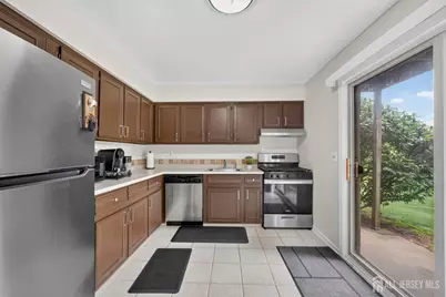 207 Mandon Court, South Brunswick Township, NJ 08540 - Photo 9