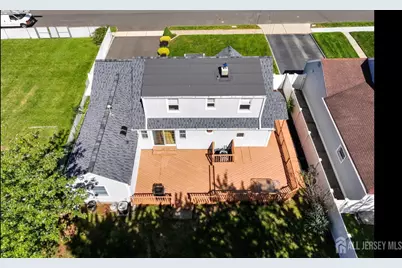 112 Madison Drive, South Plainfield, NJ 07080 - Photo 7