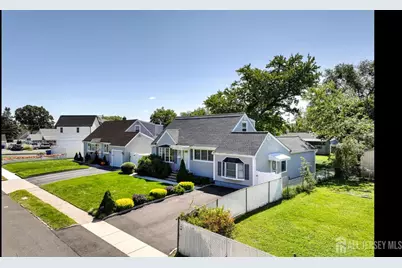 112 Madison Drive, South Plainfield, NJ 07080 - Photo 5