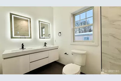 225 Penn Avenue, Edison, NJ 08817 - Photo 13