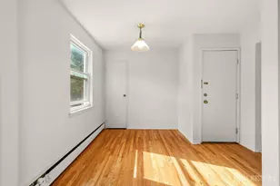 21 York Dr, Edison, NJ 08817 - Photo 13