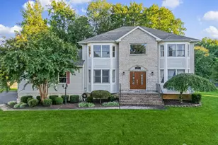 11 Camelot Dr, Monroe Township, NJ 08831 - Photo 1