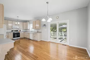 11 Camelot Dr, Monroe Township, NJ 08831 - Photo 17