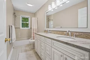 11 Camelot Dr, Monroe Township, NJ 08831 - Photo 39