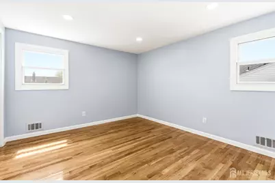 29 Swarthmore Drive, Carteret, NJ 07008 - Photo 21