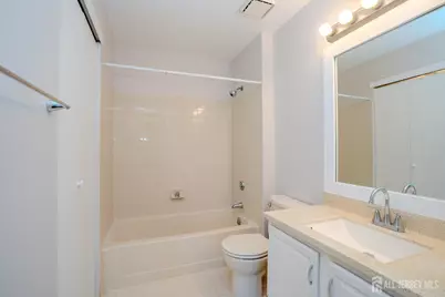 [Address not provided], Plainsboro Township, NJ 08536 - Photo 25