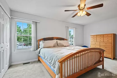 67 Albury Way, North Brunswick Township, NJ 08902 - Photo 19