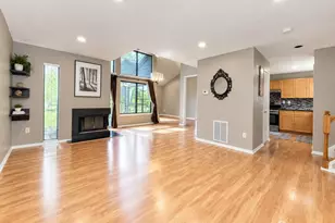 251 Sayre Dr, Plainsboro Township, NJ 08540 - Photo 11