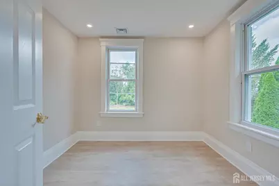 8 Fox Road, Edison, NJ 08817 - Photo 31