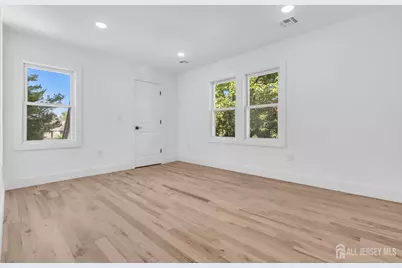 17 S Midland Avenue S, Kearny, NJ 07032 - Photo 31