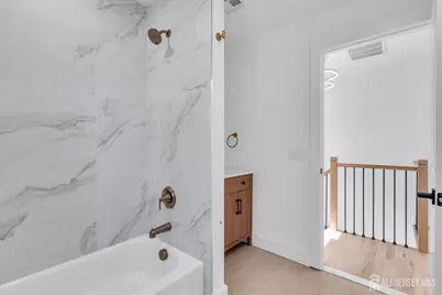 17 S Midland Avenue S, Kearny, NJ 07032 - Photo 37