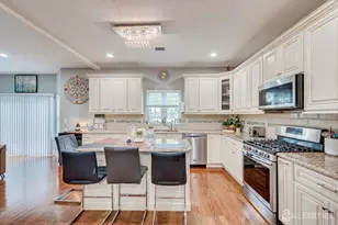 37 Wildwood Ave, Fords, NJ 08863 - Photo 15