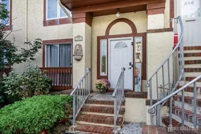 305 Michaels Court, Woodbridge Township, NJ 07095 - Photo 3