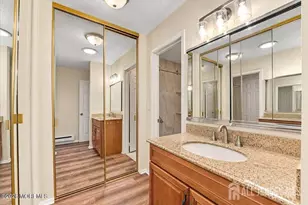 375C Duranta Plaza, Monroe Township, NJ 08831 - Photo 19