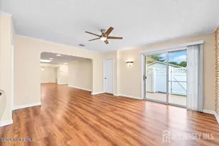 375C Duranta Plaza, Monroe Township, NJ 08831 - Photo 15