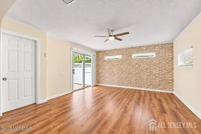 375-C Duranta Plaza, Monroe Township, NJ 08831 - Photo 9