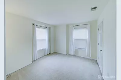 518 Great Beds Court, Perth Amboy, NJ 08861 - Photo 11