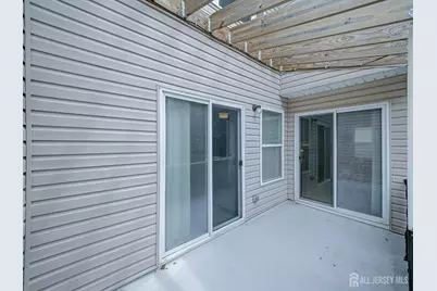 518 Great Beds Court, Perth Amboy, NJ 08861 - Photo 9