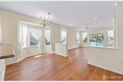 99 Minuteman Circle, Upper Freehold Township, NJ 08501 - Photo 17