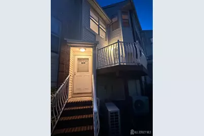 730 Harbortown Boulevard, Perth Amboy, NJ 08861 - Photo 3