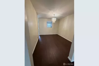 730 Harbortown Boulevard, Perth Amboy, NJ 08861 - Photo 9